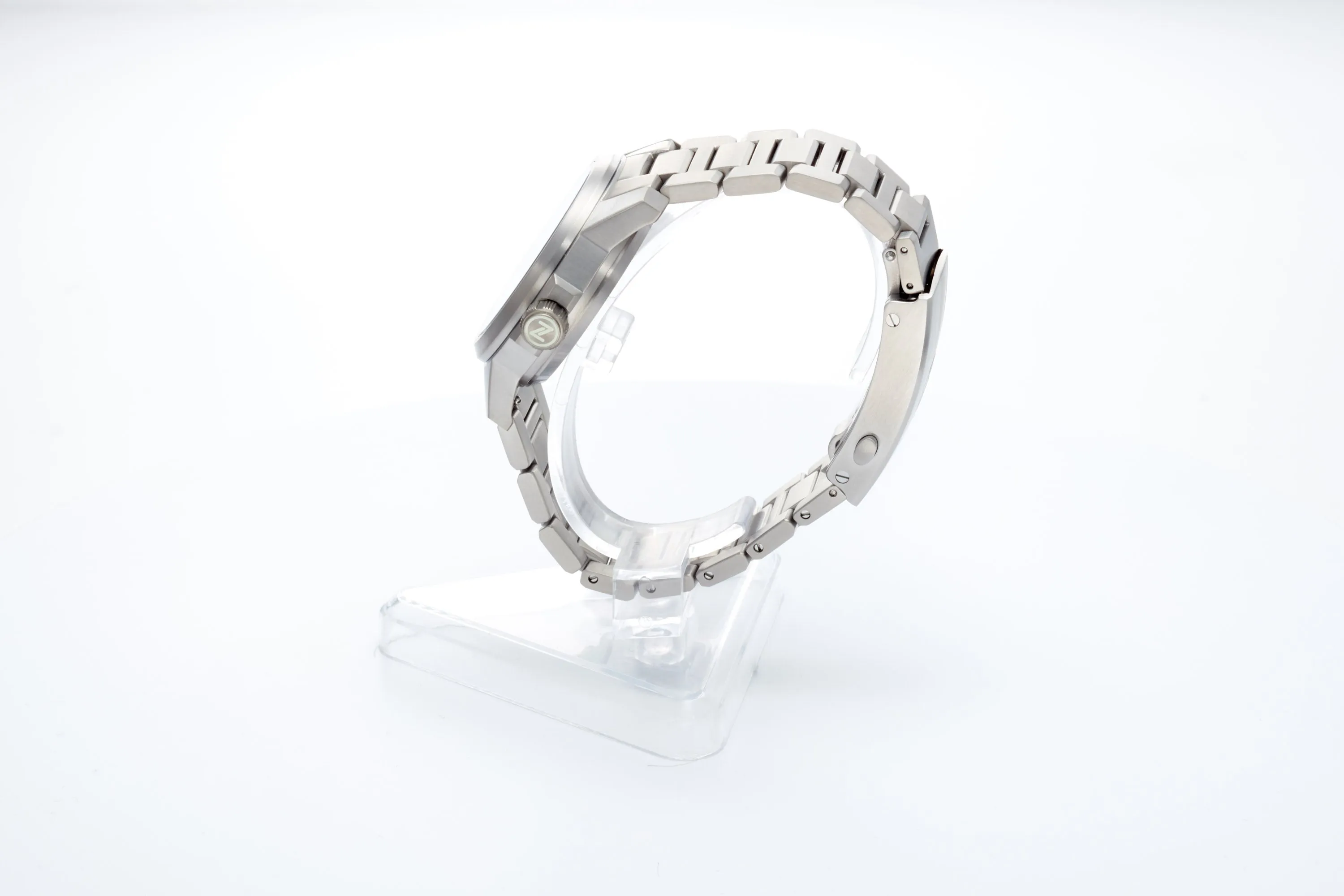 Aurora Field 38mm Ti 'Crystallised Ti' Limited Edition
