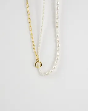 Chain Link Pearl Necklace - Elegant and Sophisticated Jewelry