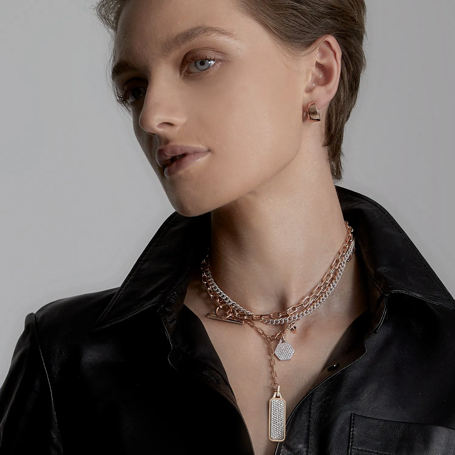 LYTTON 18K HOOPS WITH BLUE SAPPHIRE EDGE