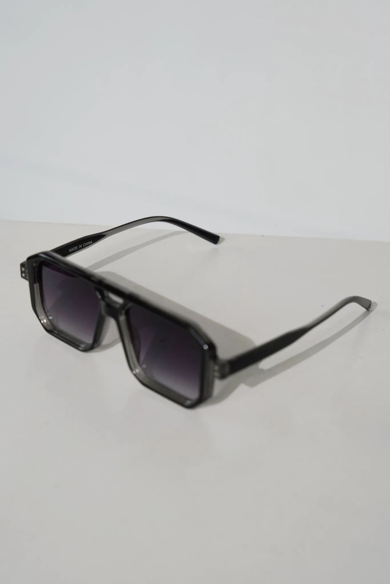 Popping Black Gradient Tint and Frame Sunglasses