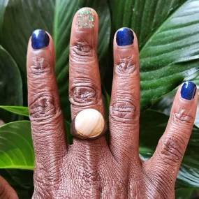 Que Oval Ring