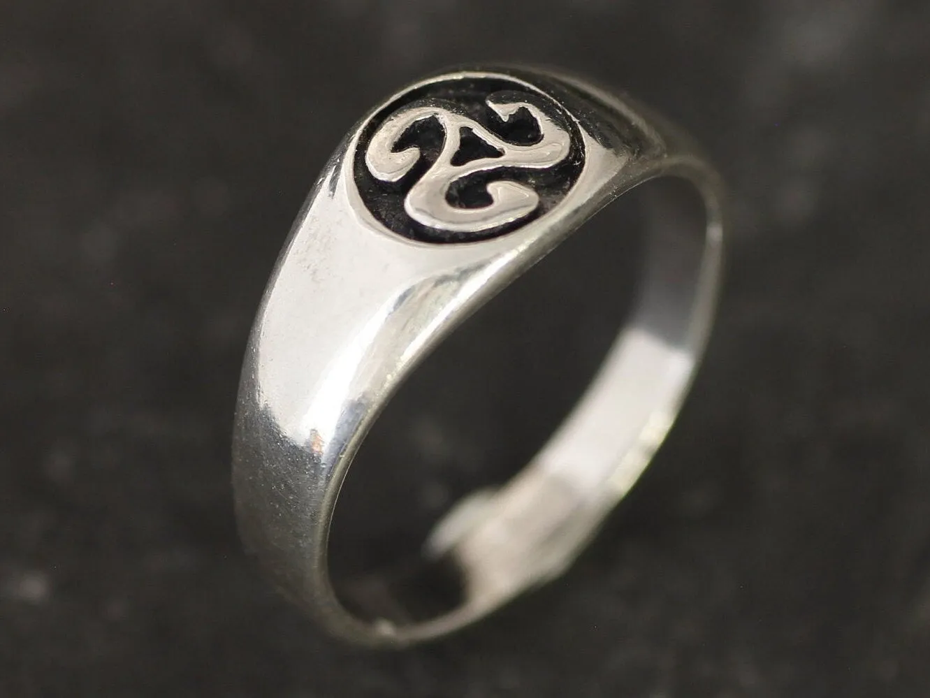 Triskelion Ring - Silver Triskeles Ring - Celtic Triskele Ring