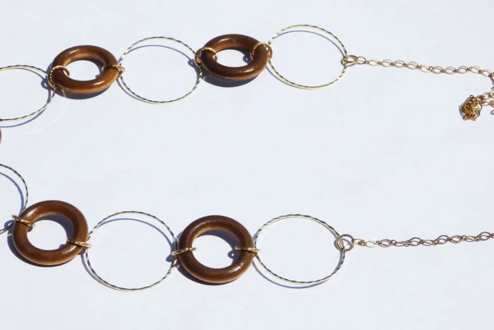 Wood necklace